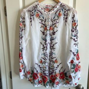 Johnny Was Embroidered Floral Blouse Size M EUC
